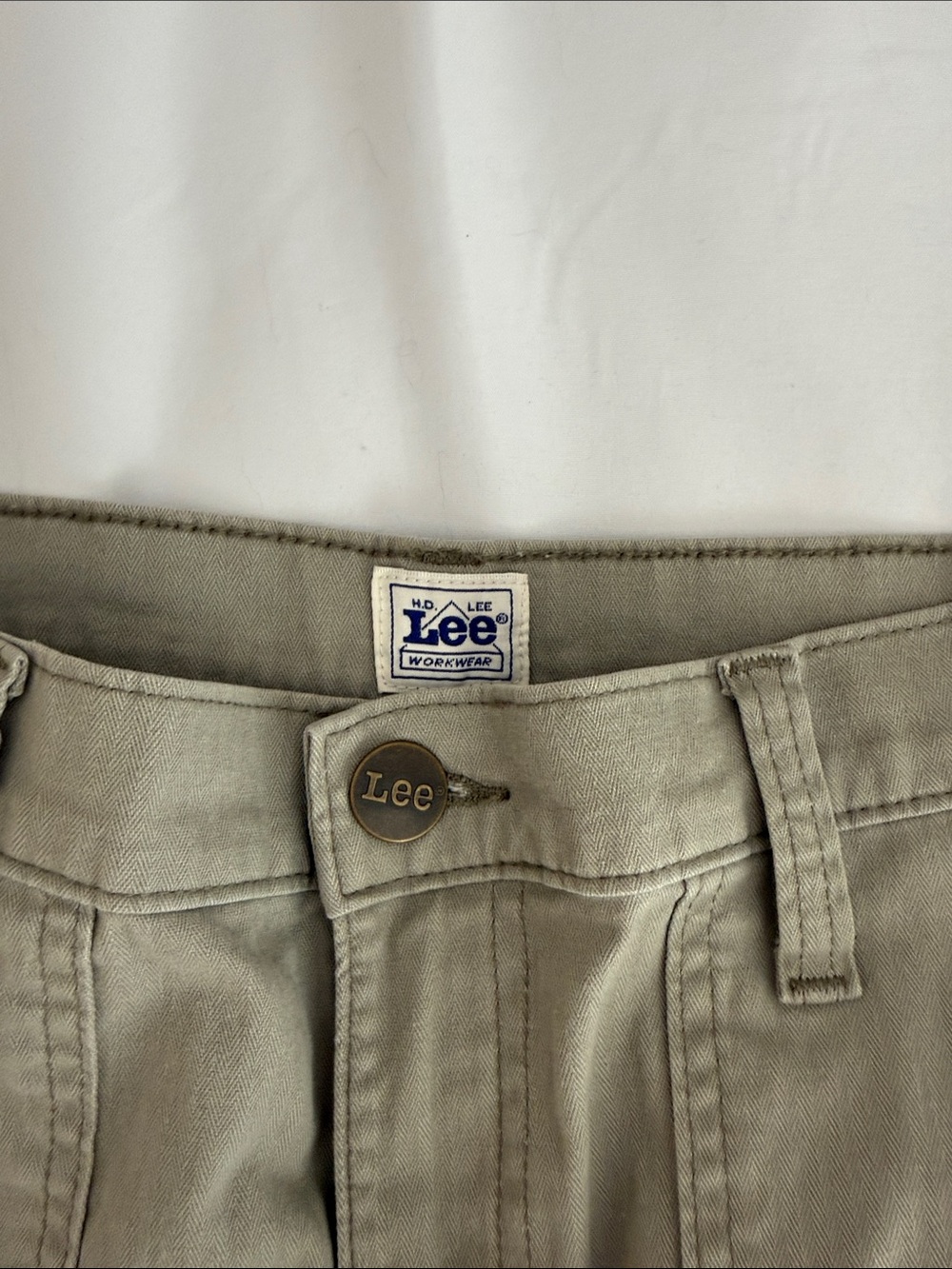 Lee Men's Flat Front Work Shorts in Olive Green
